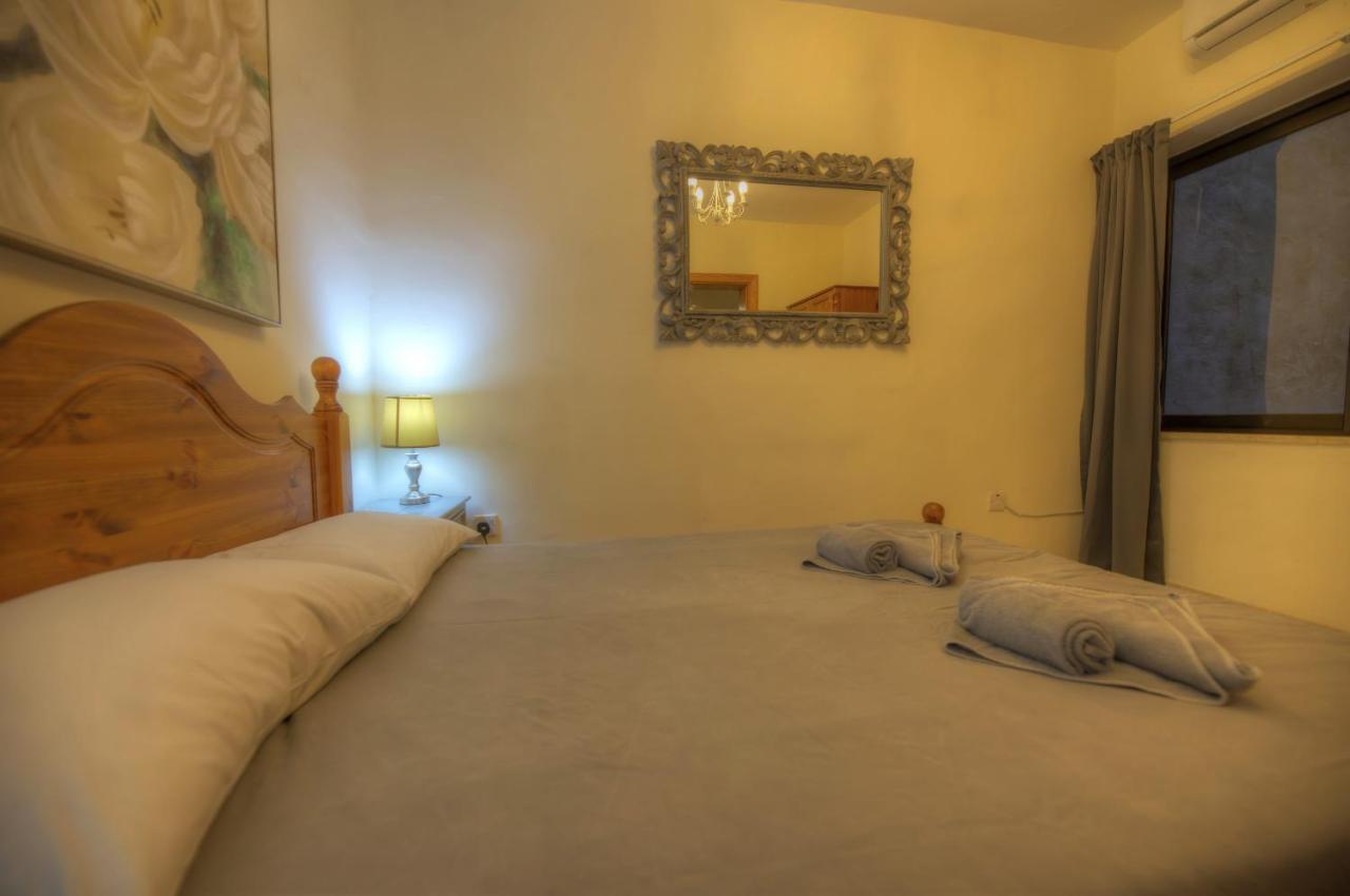 Large And Bright Apartment In The City Centre Goslm-2 Sliema Exterior foto